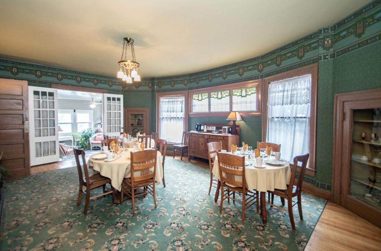 Looking Glass Inn Indianapolis Extérieur photo