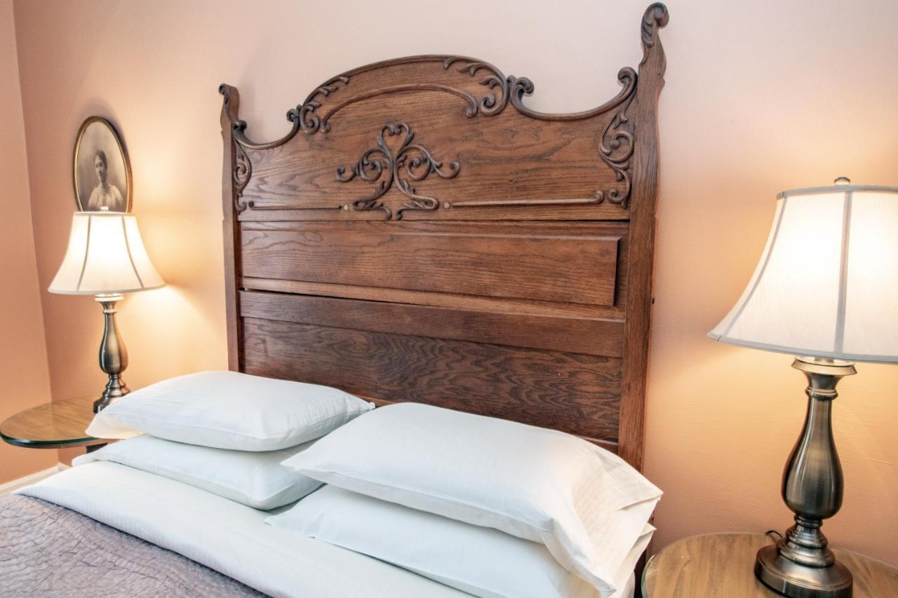 Looking Glass Inn Indianapolis Extérieur photo