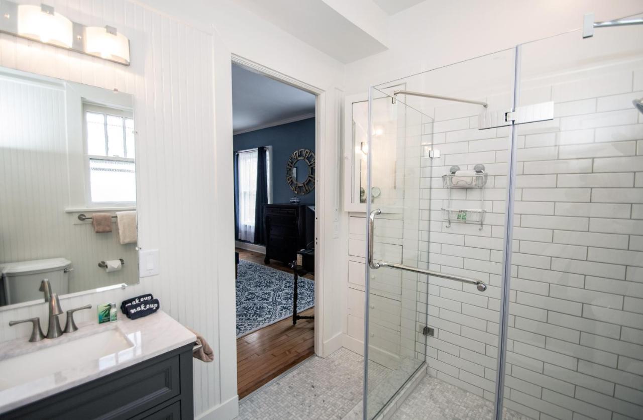 Looking Glass Inn Indianapolis Extérieur photo