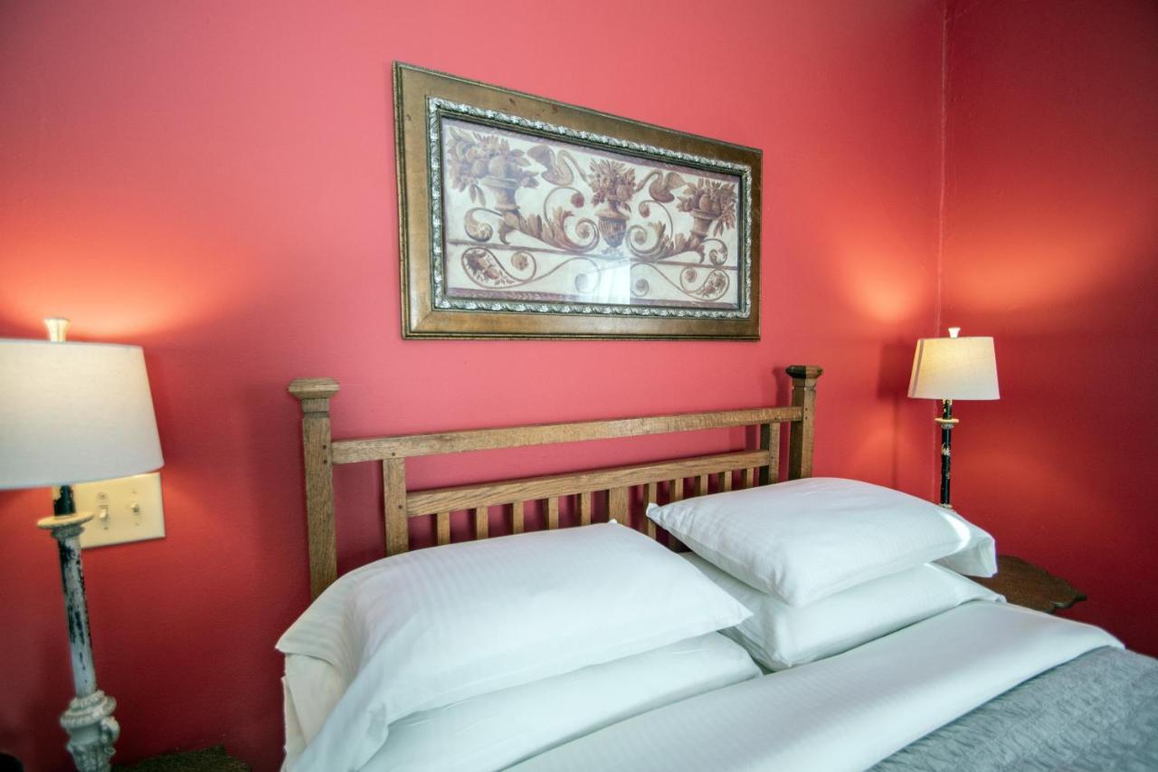 Looking Glass Inn Indianapolis Extérieur photo