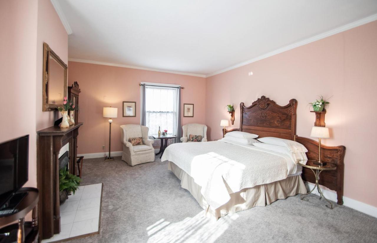 Looking Glass Inn Indianapolis Extérieur photo