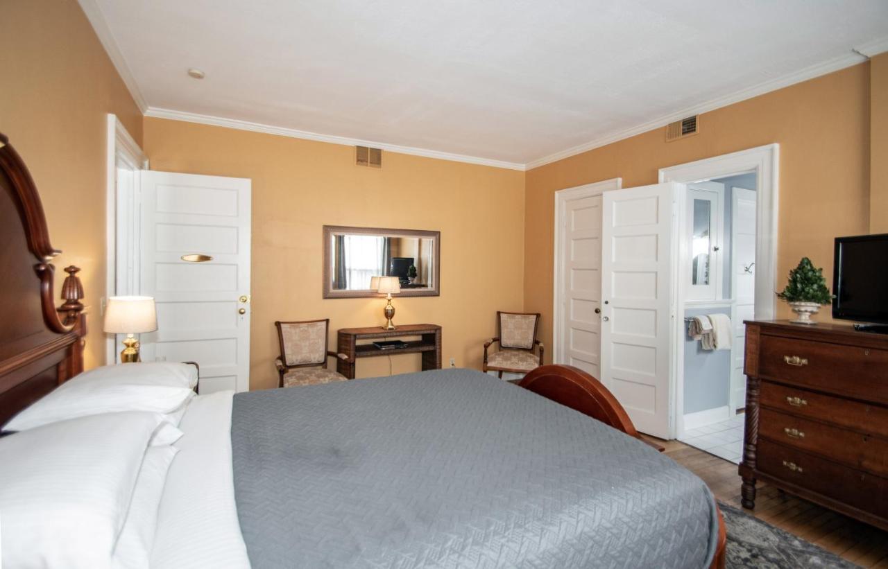 Looking Glass Inn Indianapolis Extérieur photo