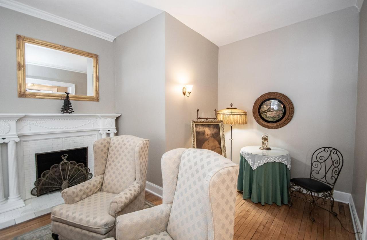 Looking Glass Inn Indianapolis Extérieur photo