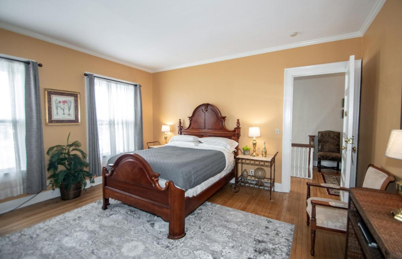 Looking Glass Inn Indianapolis Extérieur photo