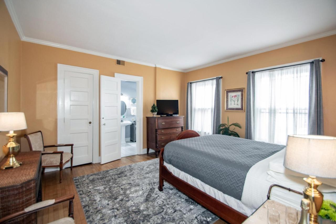 Looking Glass Inn Indianapolis Extérieur photo
