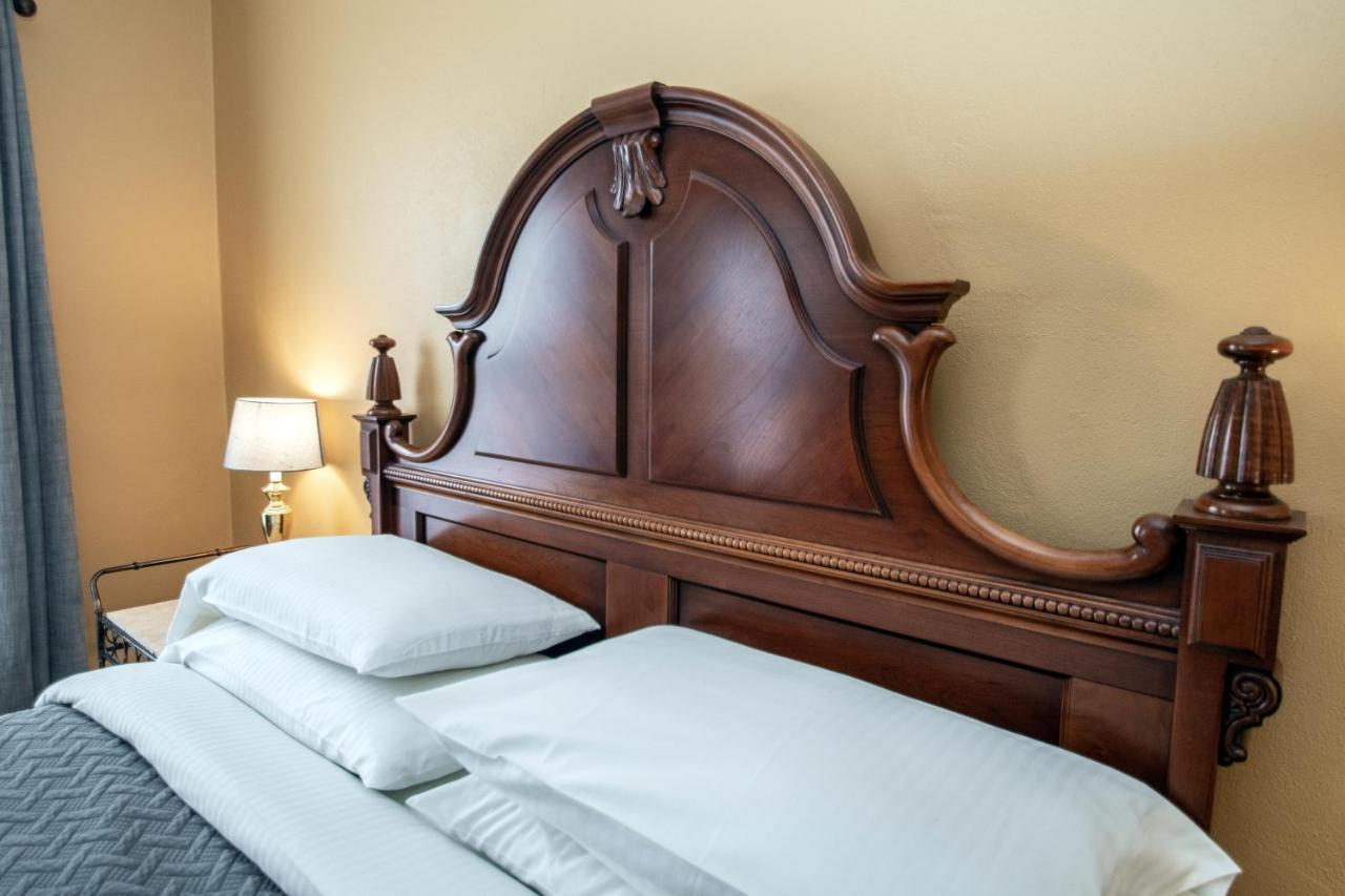 Looking Glass Inn Indianapolis Extérieur photo